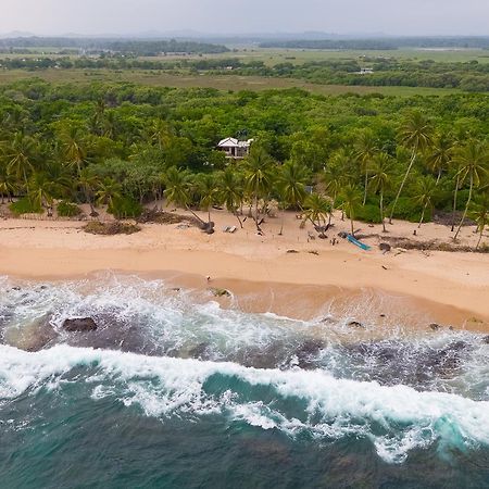 Autumn Moon Beach Cabanas Тангалла Экстерьер фото