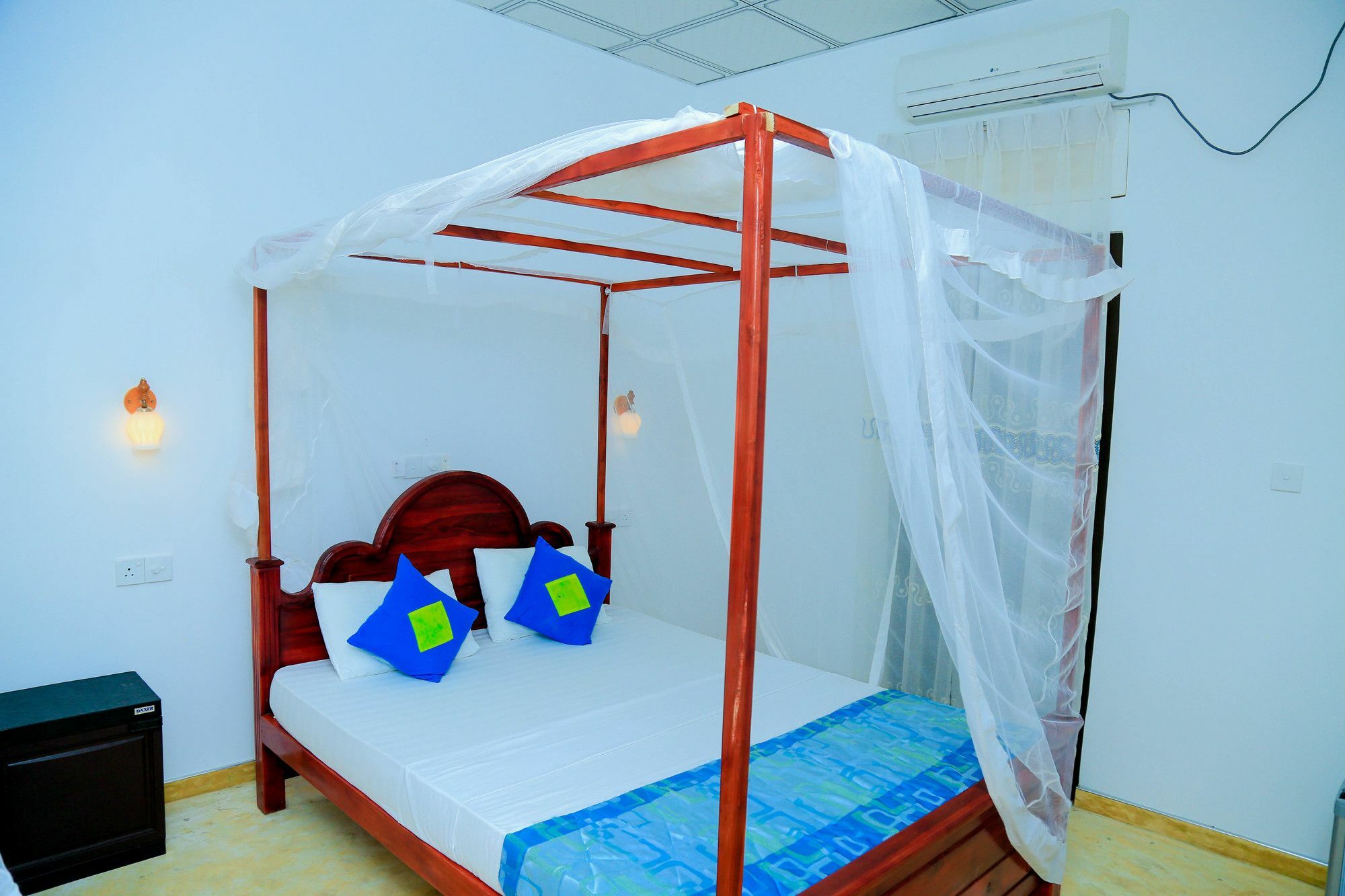 Autumn Moon Beach Cabanas Тангалла Экстерьер фото